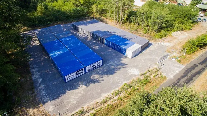 Centre Hontas Box à Noaillan (Gironde) : garde-meuble sécurisé pour stocker ses affaires pendant une location Airbnb